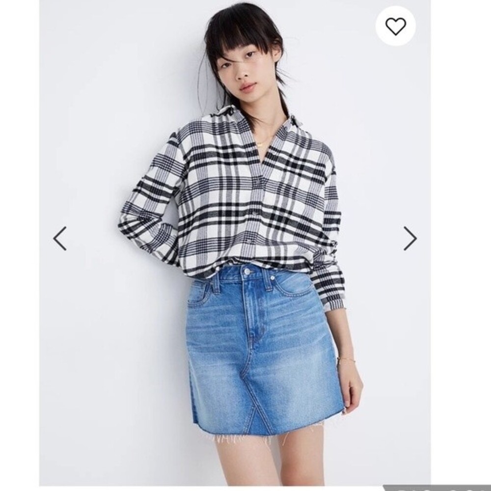 Madewell Rigid Denim A-Line Mini Skirt in Leandra Wash 27